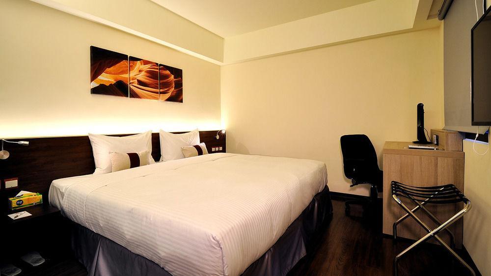 Audi Garden Business Hotel Taoyuan Zewnętrze zdjęcie